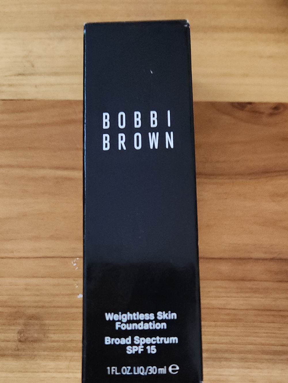 Bobbi Brown Weightless Skin Foundation - Beige N 042